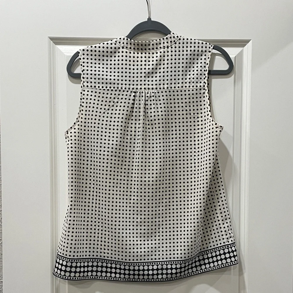J. Crew Women’s Sleeveless Cream and Black Polka Dot Pintuck Blouse